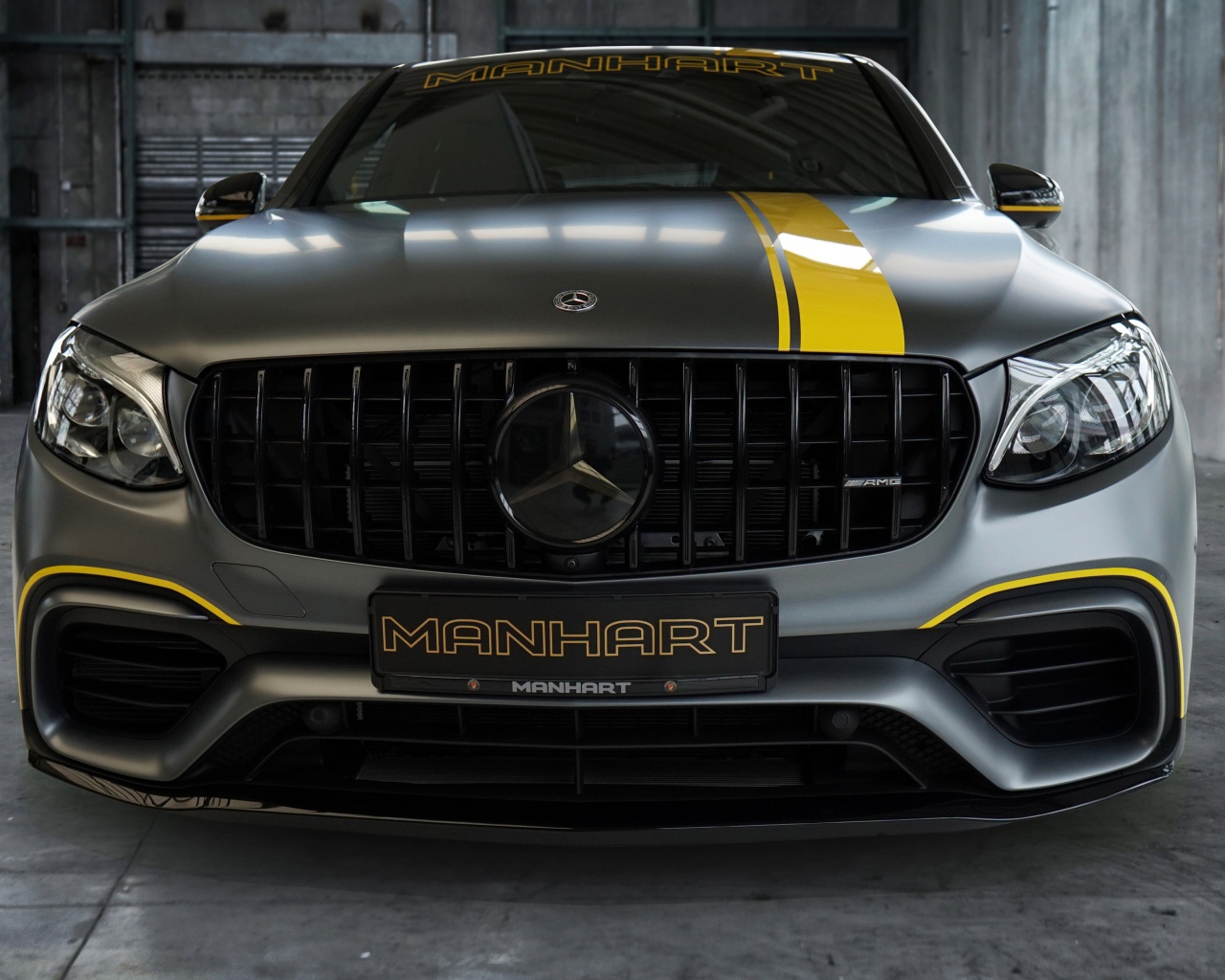 Спортивный автомобиль  Mercedes-AMG GLC 63 S Coupe 2019 года