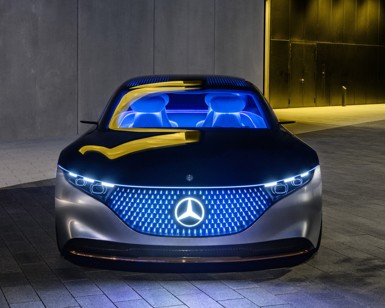 Электрический автомобиль Mercedes-Benz Vision EQS 2019 года 