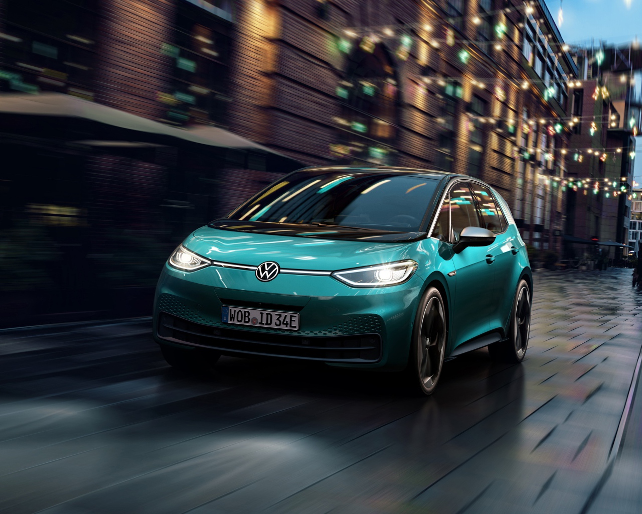 Автомобиль Volkswagen ID.3 1st 2019 года цвет голубой металлик 