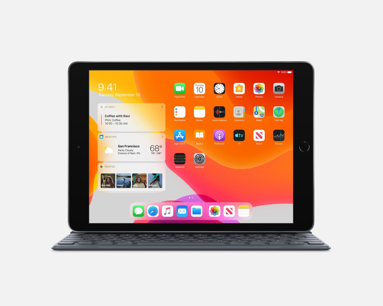 Новый  iPad 10.2‑inch, 2019 года на белом фоне