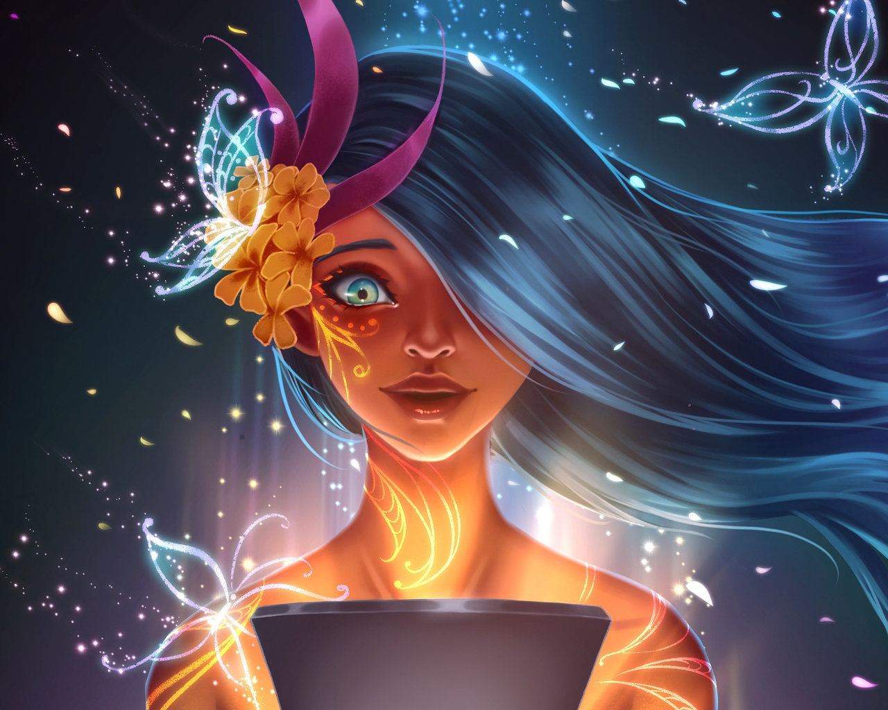 Фантастическая девушка с узорами на теле