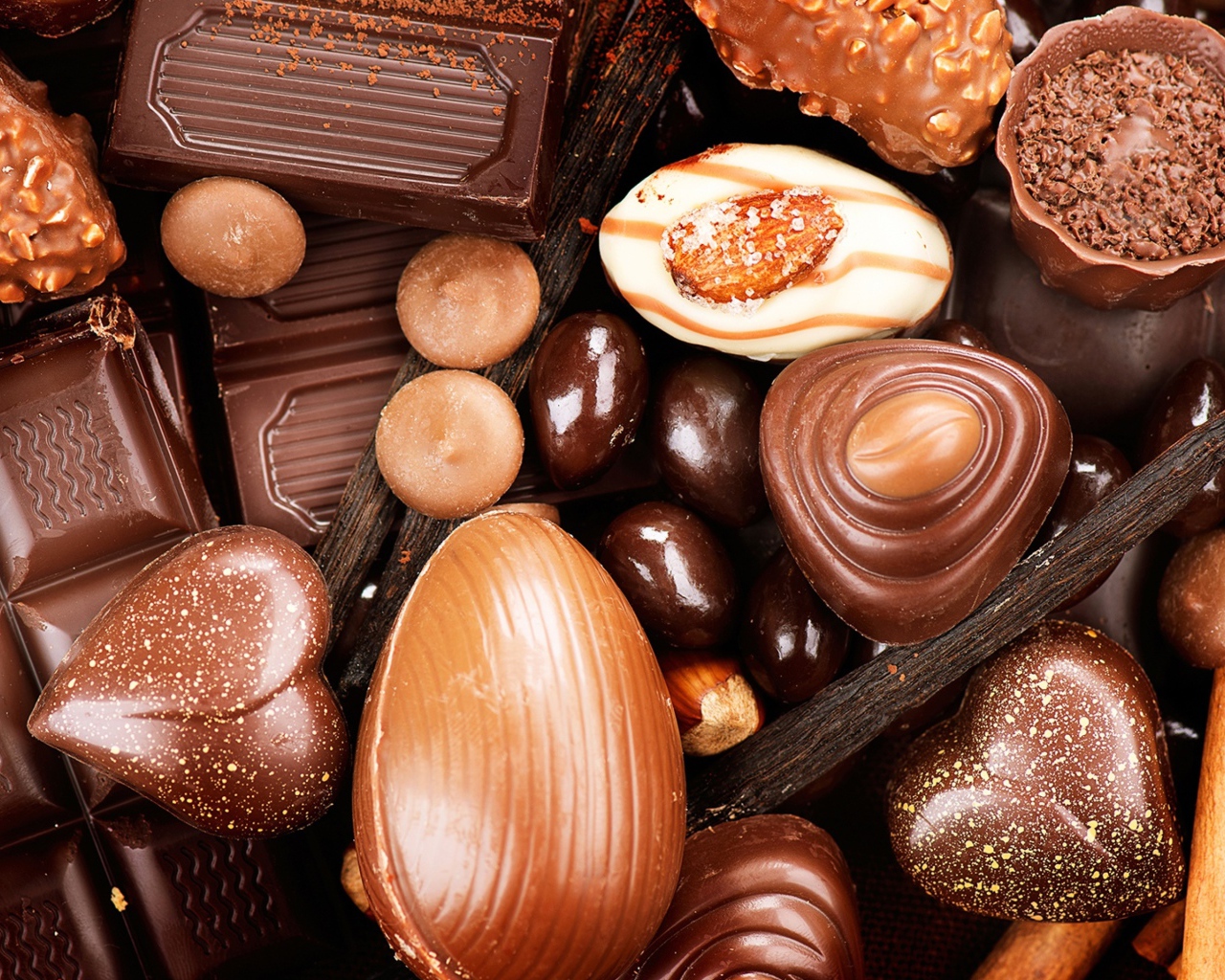 Аппетитные шоколадные сладости крупным планом