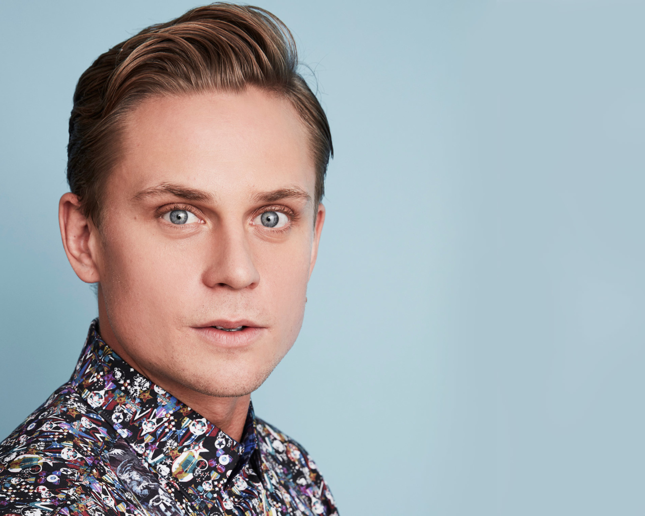 Красивый голубоглазый мужчина, актер Билли Магнуссен