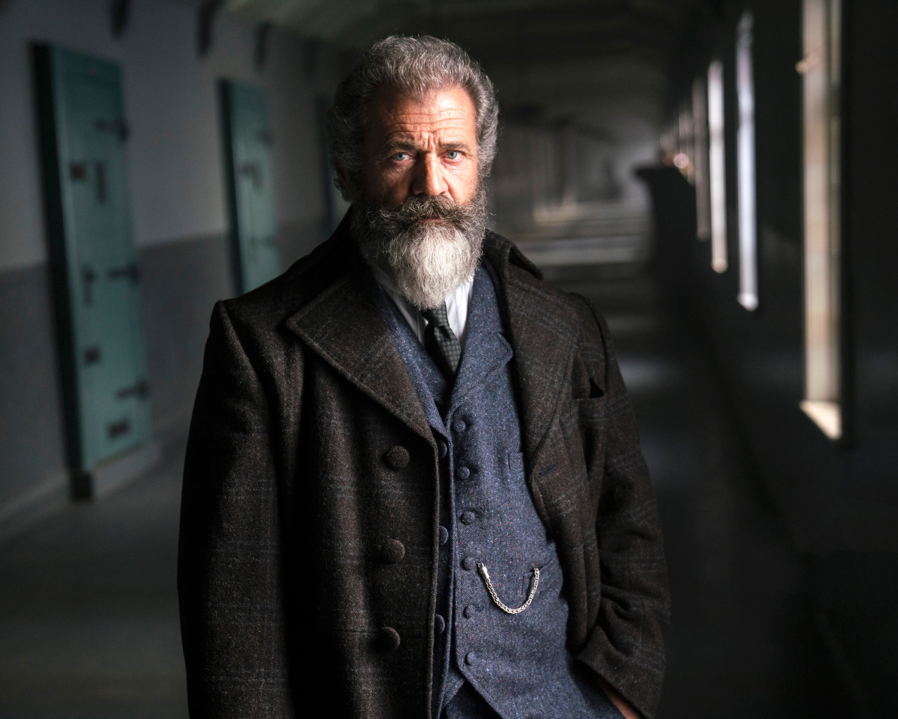 Популярный актер Мел Гибсон с бородой