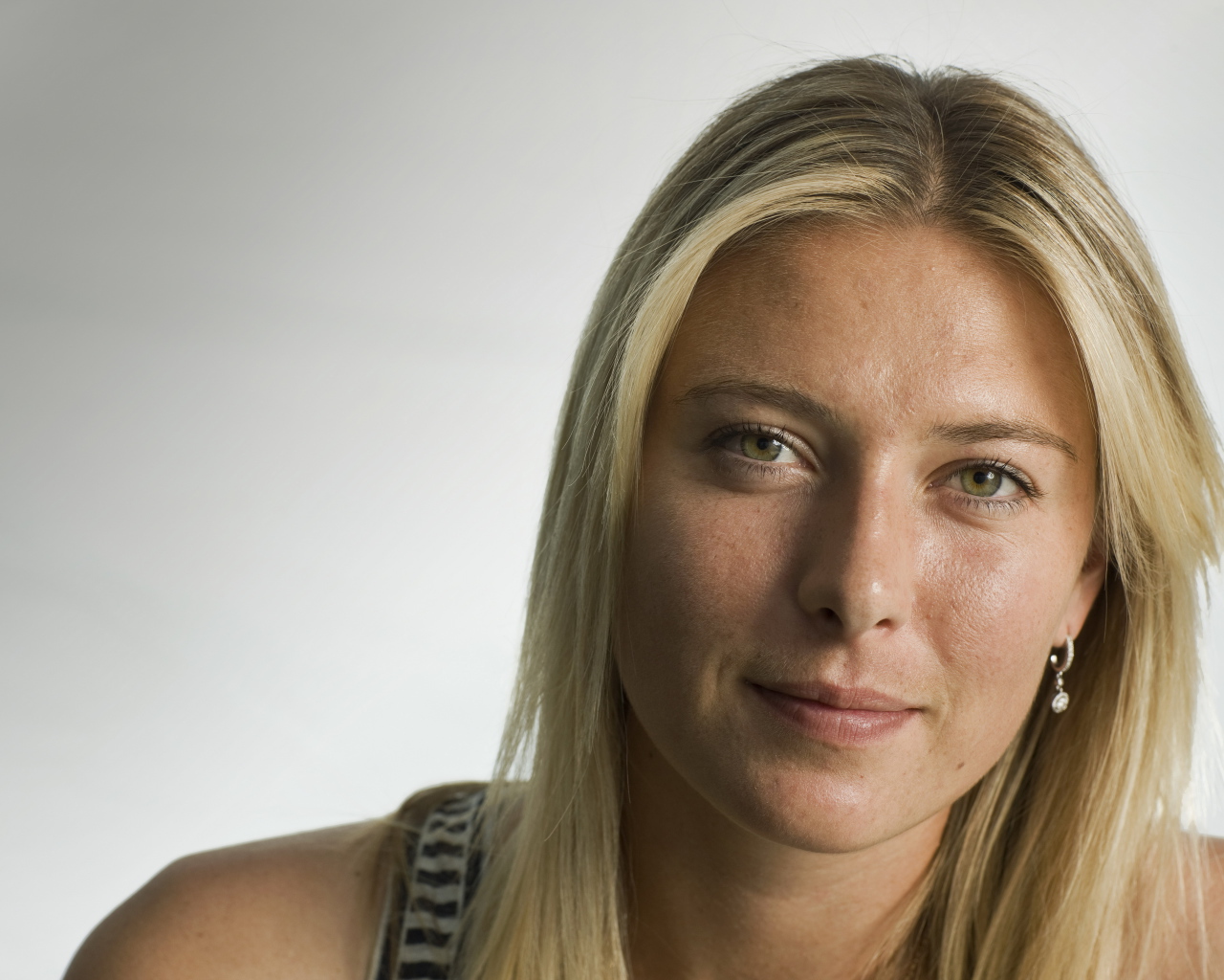 Российская теннисистка Мария Шарапова лицо крупным планом