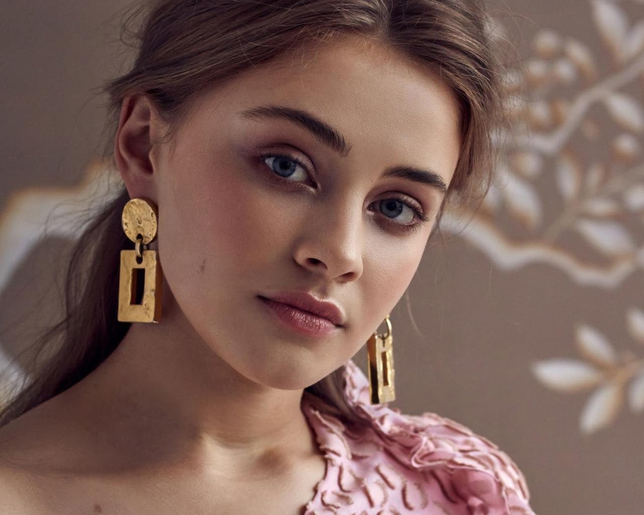 Красивая австралийская актриса Джозефин Лэнгфорд