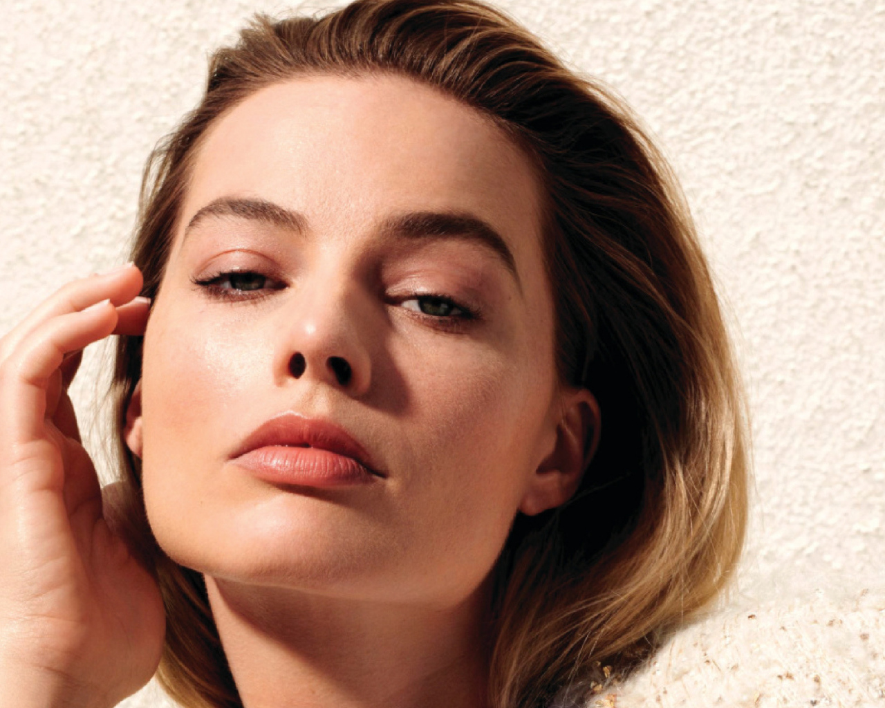 Красивая актриса Марго Робби, лицо крупным планом