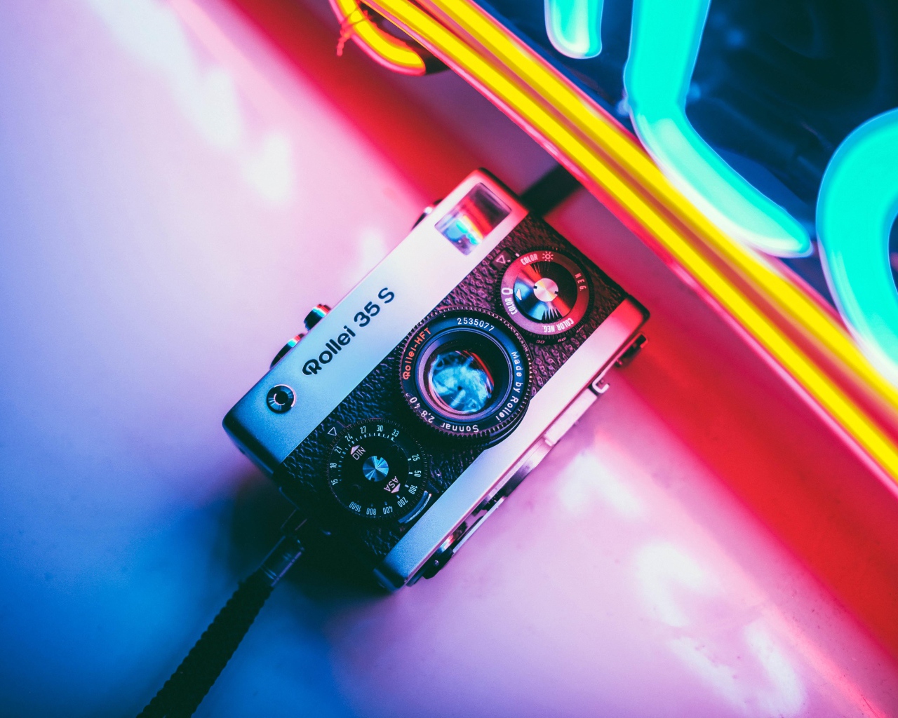 Старая камера Rollei 35 S 