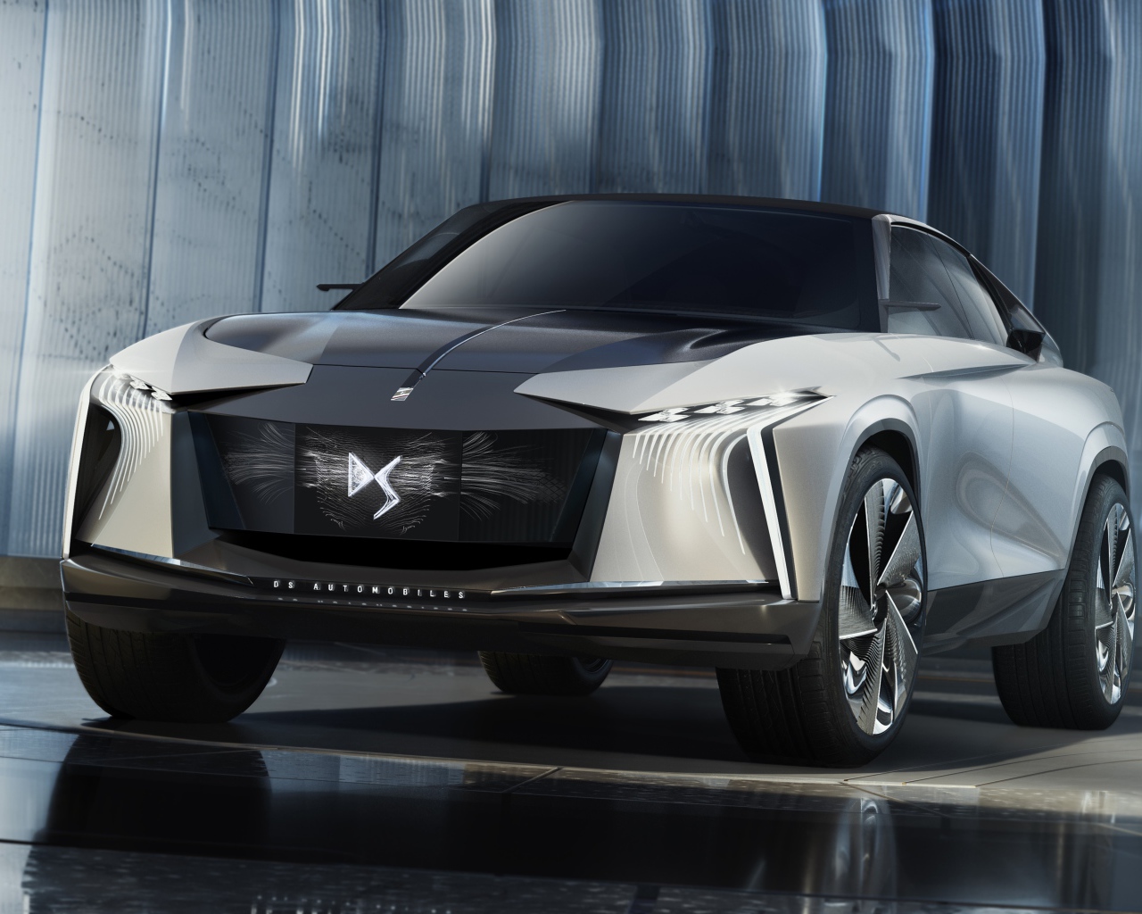 Автомобиль DS Aero Sport Lounge 2020 года