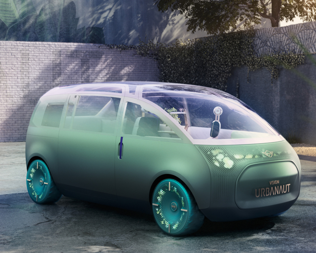 Футуристический автомобиль MINI Vision Urbanaut 2020 года