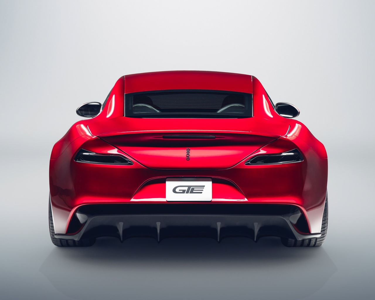 Автомобиль Drako GTE 2, 2020 года вид сзади