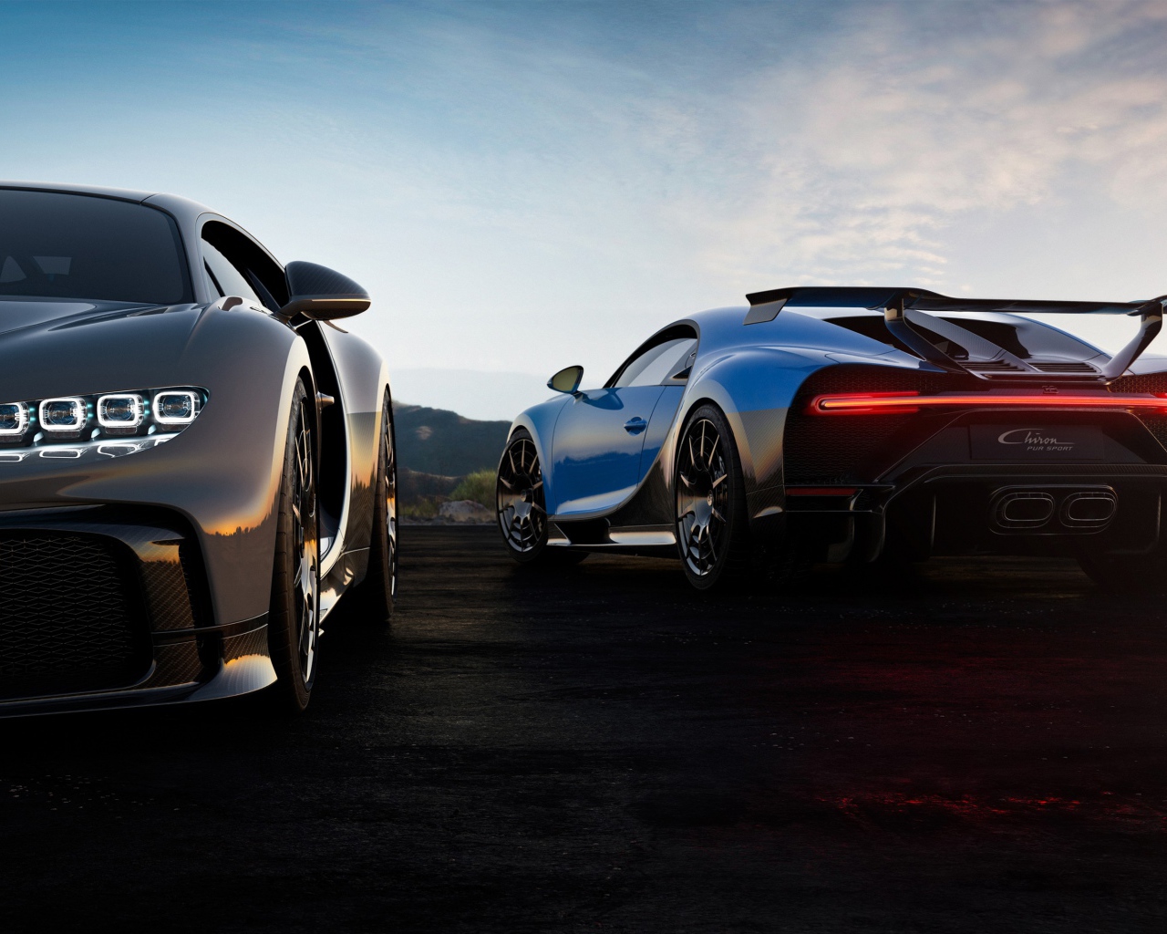 Два автомобиля Bugatti Chiron Pur Sport 2020 года 