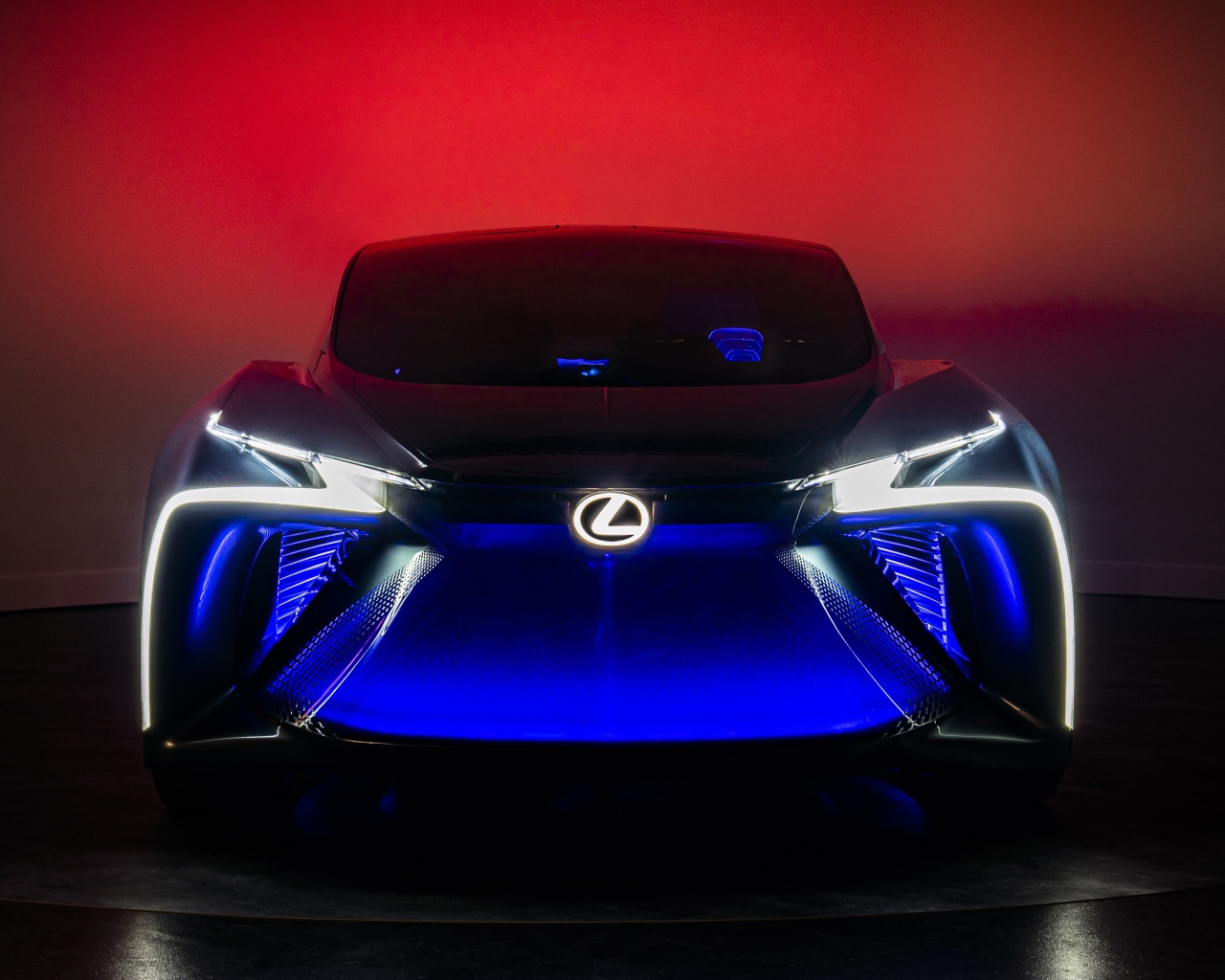 Автомобиль Lexus LF-30, 2020 года с неоновой подсветкой 