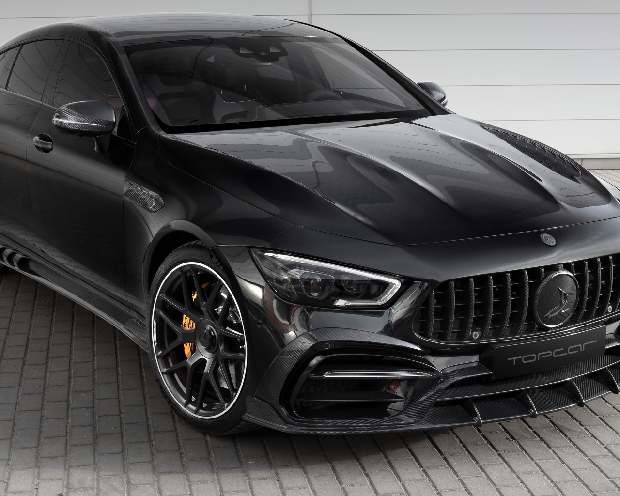 Черный Mercedes-AMG GT 63 S 4MATIC+ 4-Door 
