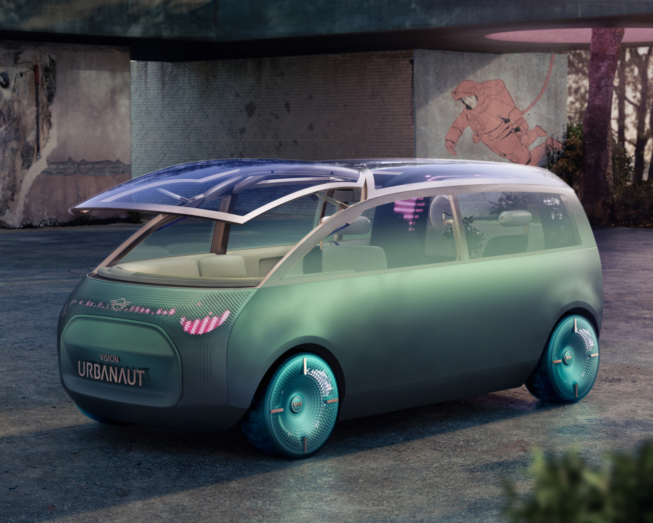 Автомобиль MINI Vision Urbanaut 2020 года