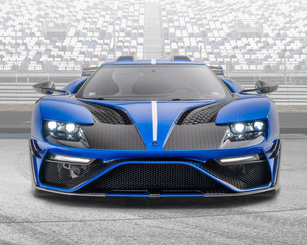 Автомобиль Mansory Le MANSORY 2020 года вид спереди