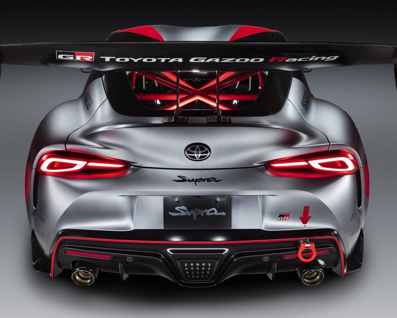Спортивный автомобиль Toyota GR Supra Track Concept 2020 года вид сзади