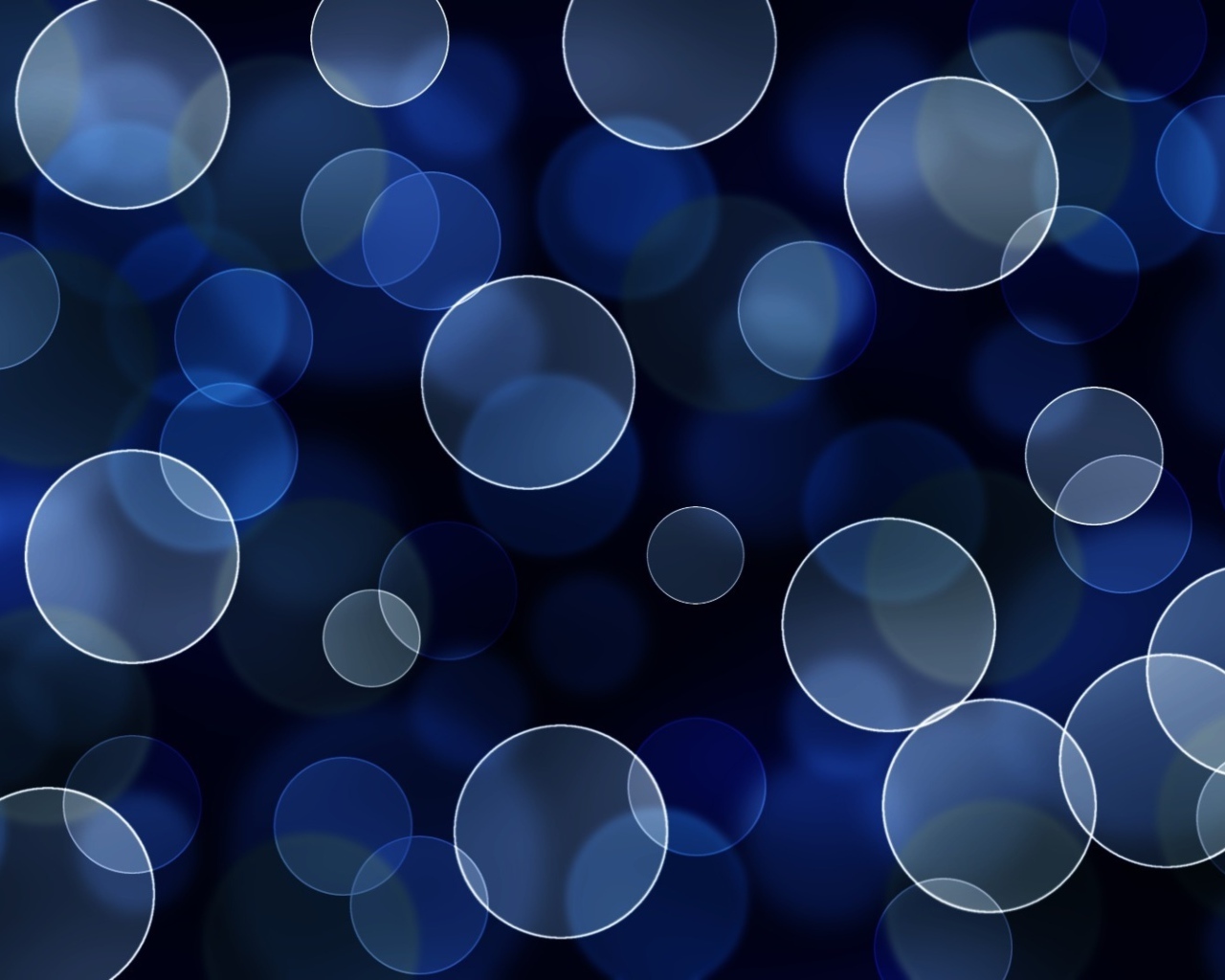 Разноцветные круги с размытым фоном 