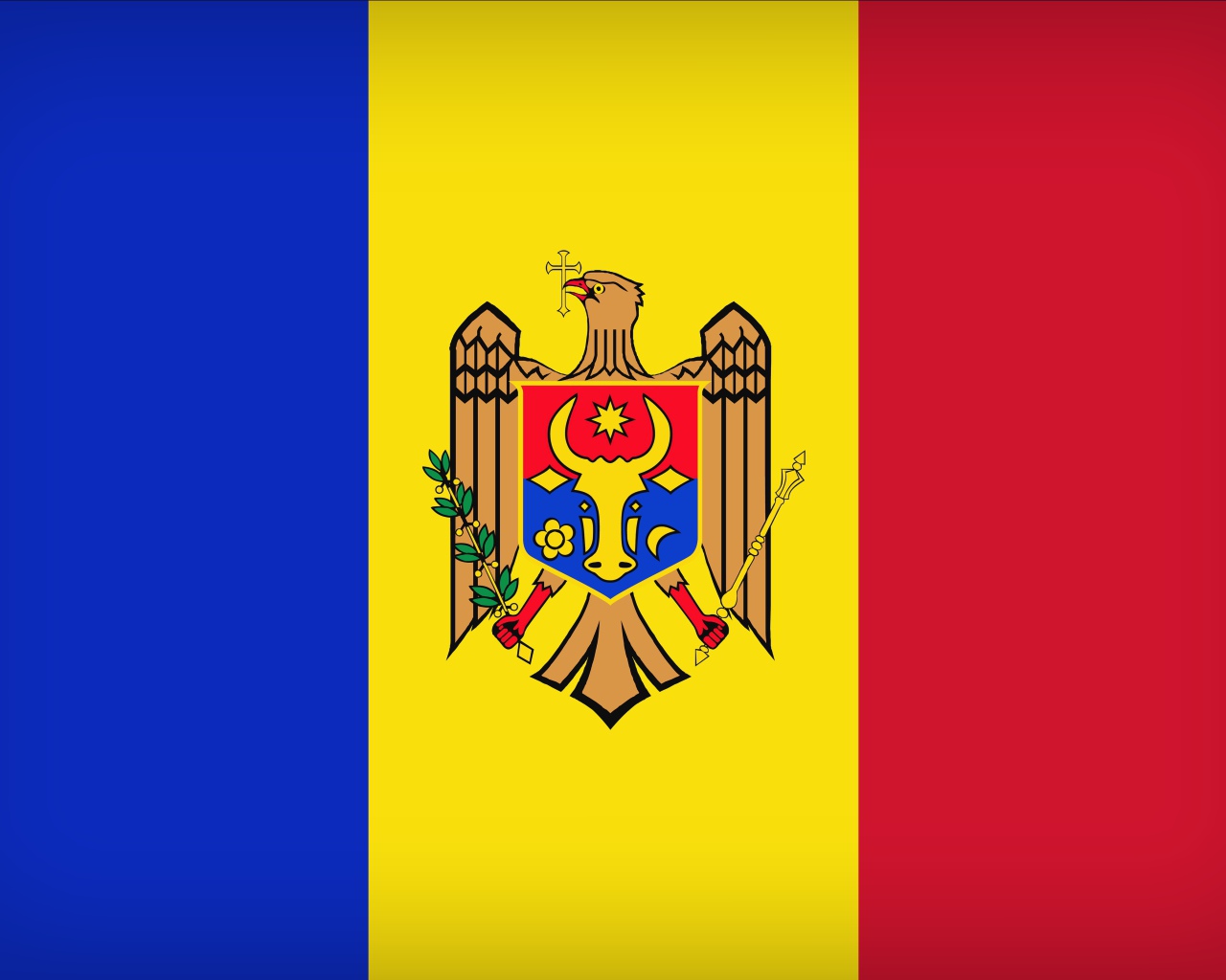 Трехцветный флаг Молдовы 