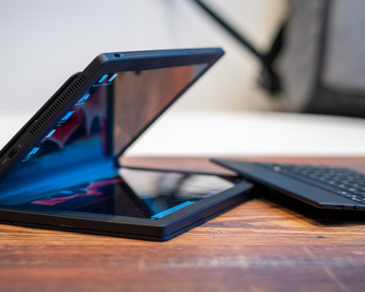 Новый гибкий ноутбук Lenovo ThinkPad X1 Fold, 2020