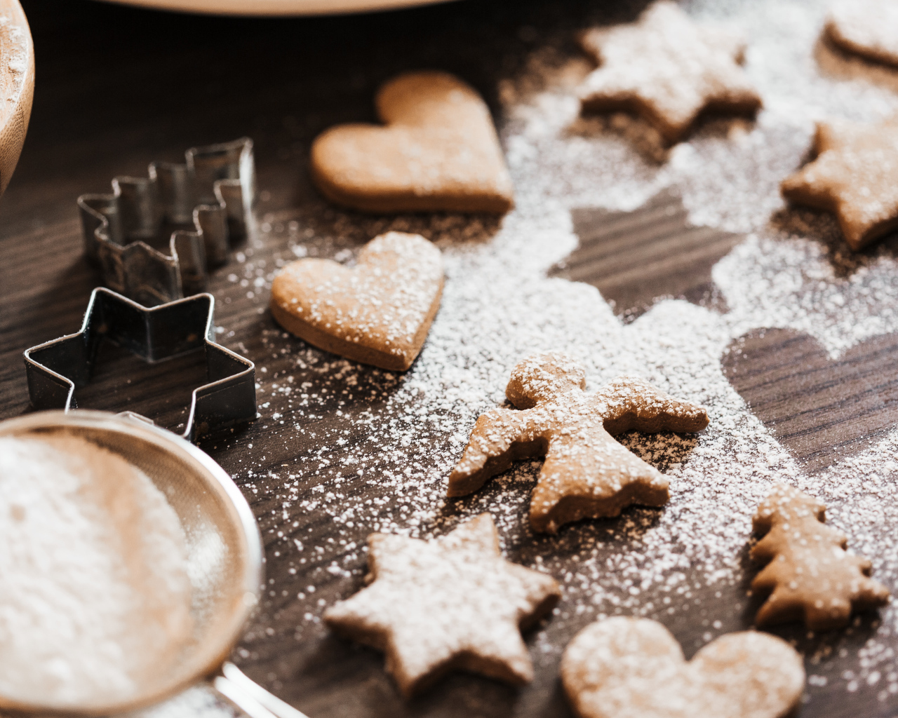 Вкусное песочное печенье с сахарной пудрой 