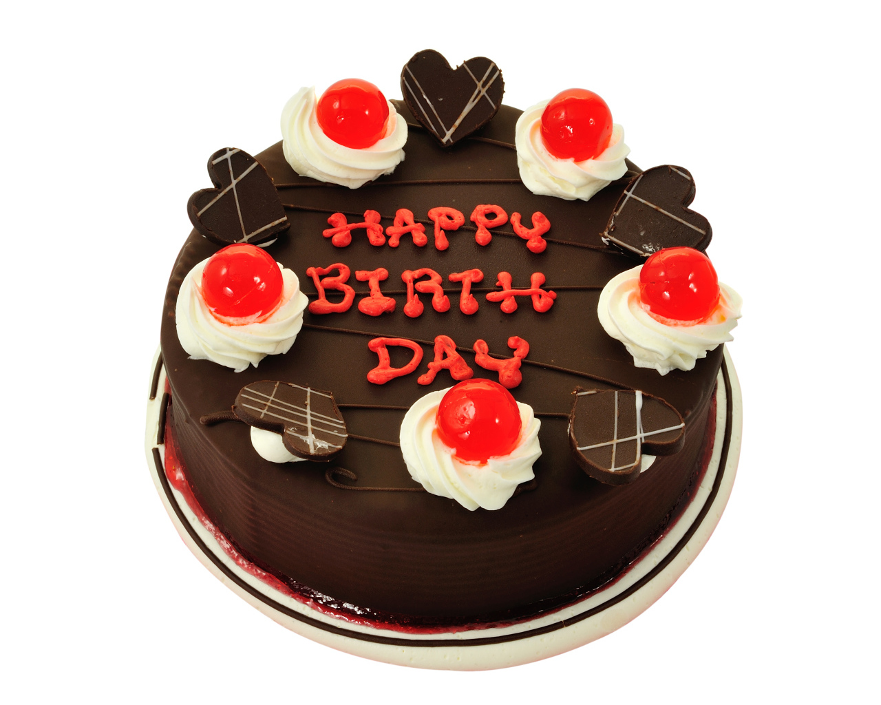 Большой торт с шоколадом на День Рождения на белом фоне