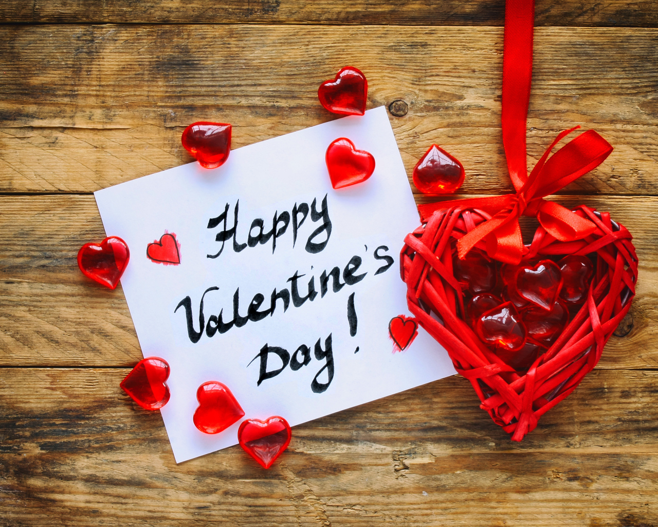 Красивое сердечко и открытка на День Святого Валентина 14 февраля