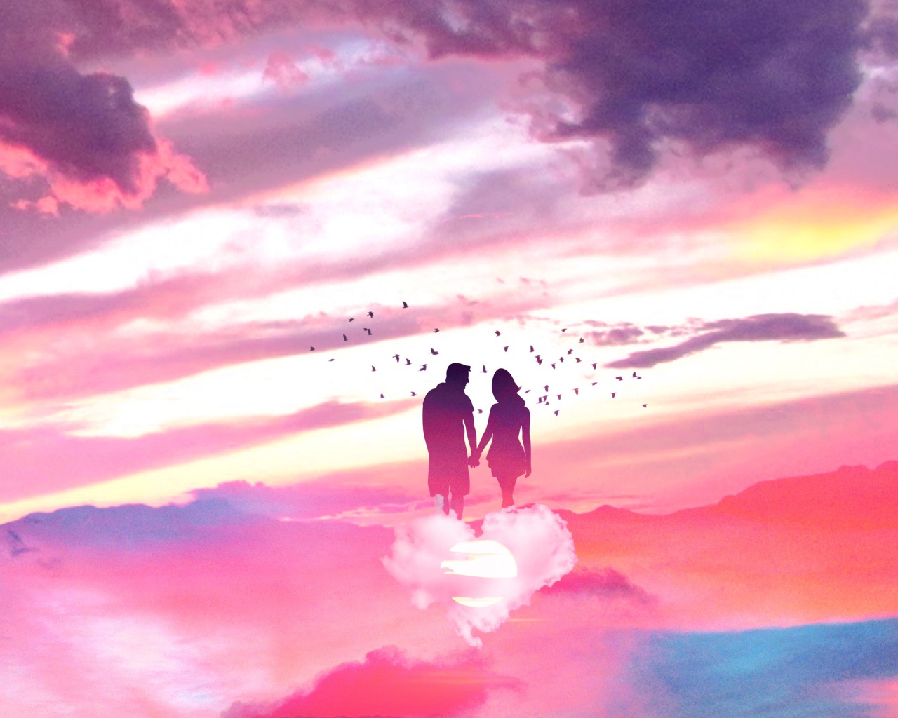 Силуэт влюбленной пары на облаке в форме сердца в небе 