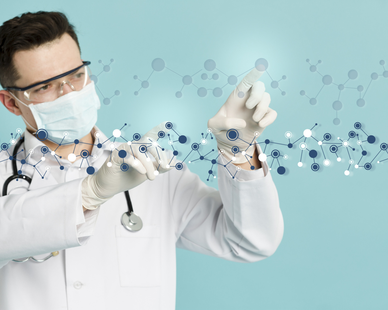 Мужчина доктор изучает молекулы на голубом фоне