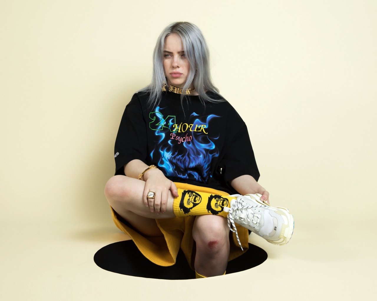 Молодая эпатажная певица Билли Айлиш 