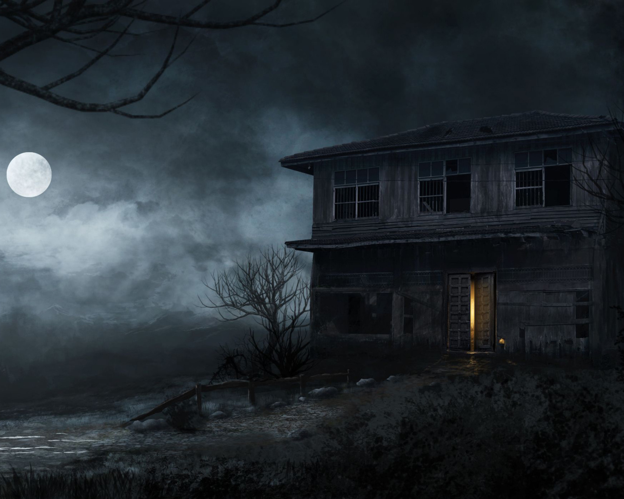 Старый заброшенный дом ночью при свете луны