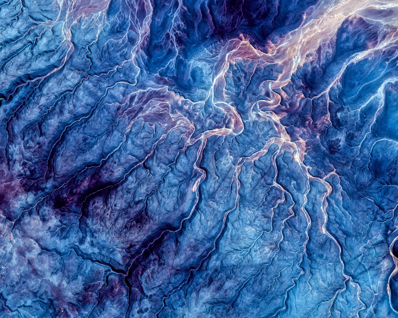 Вид на поверхность земли из космоса 
