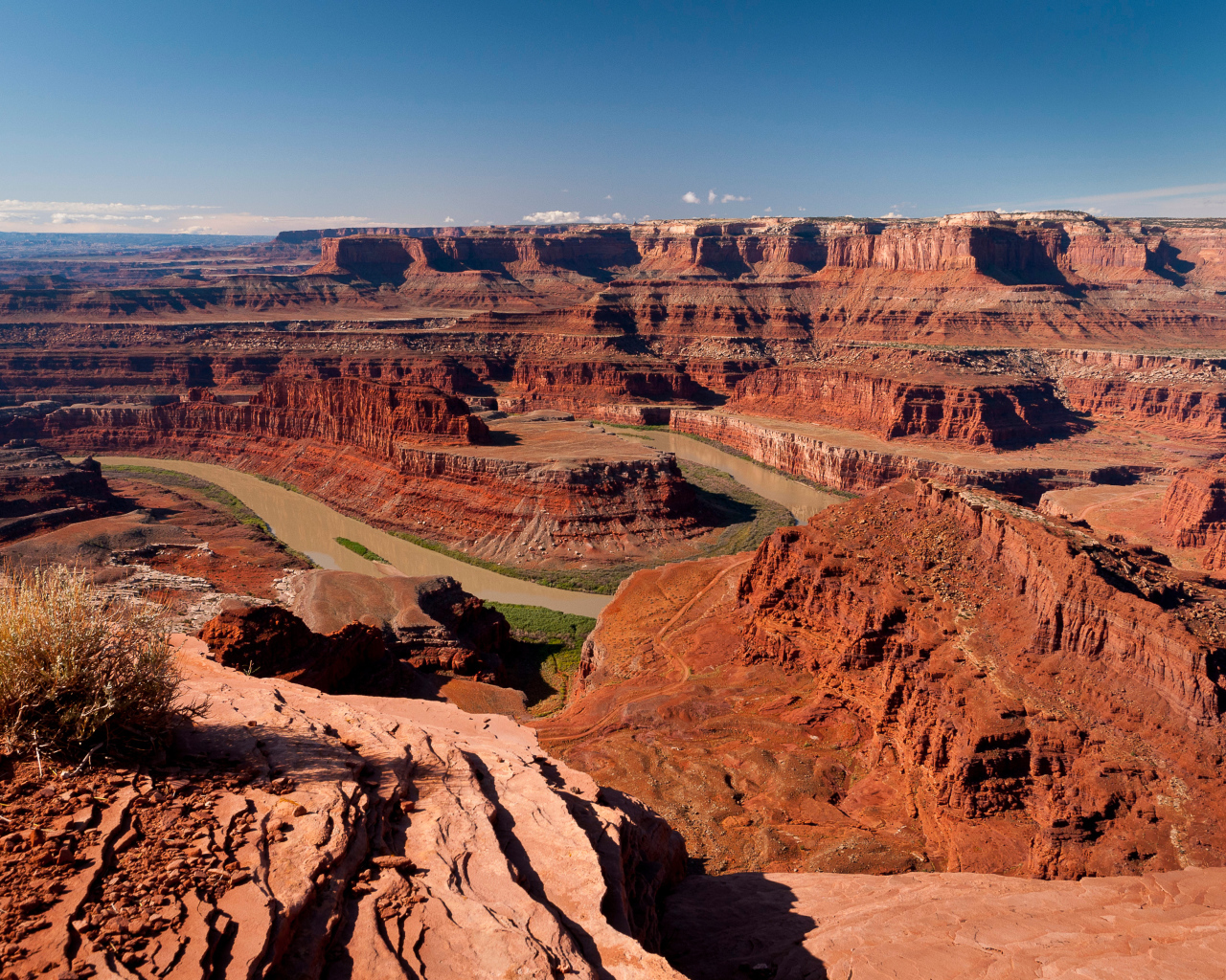 Вид на реку Колорадо в национальном парке Каньонлендс, США