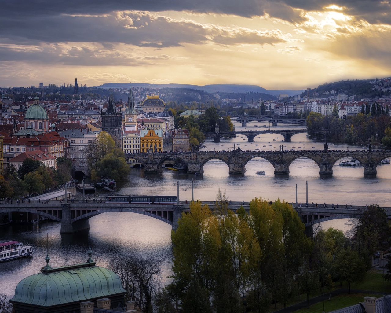 Вид на красивый старый город Прага, Чехия 