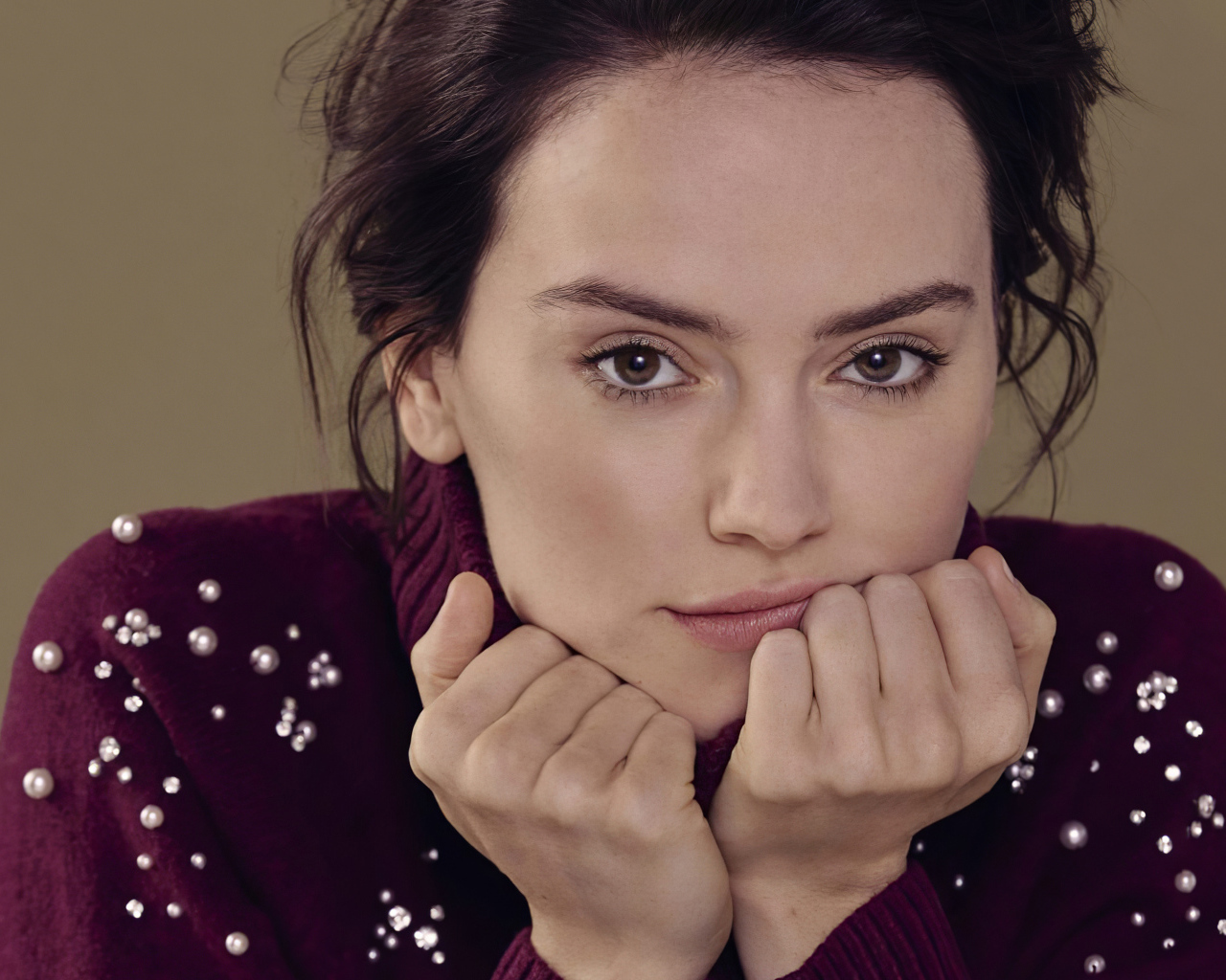 Актриса Дэйзи Ридли лицо крупным планом