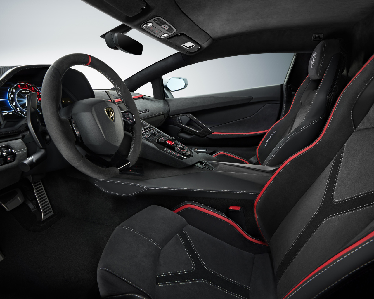 Салон автомобиля Lamborghini Aventador LP 780-4 Ultimate 2021 года