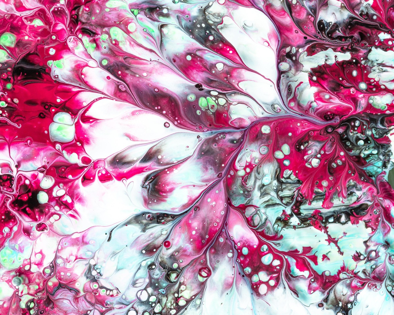 Красивый разноцветный узор абстракция