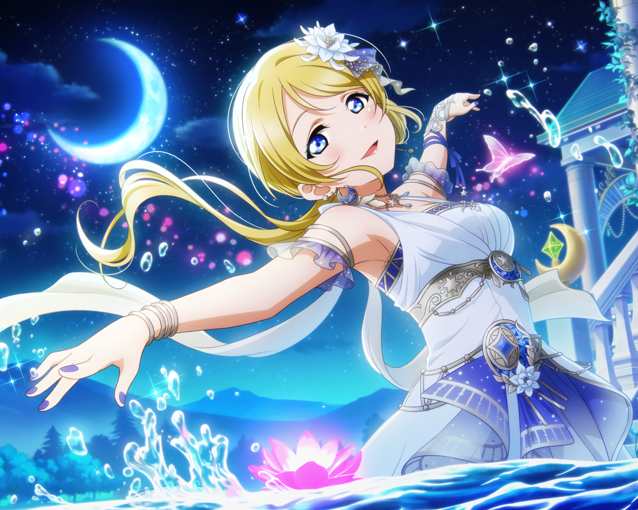 Девушка с аниме Love Live! School Idol Project