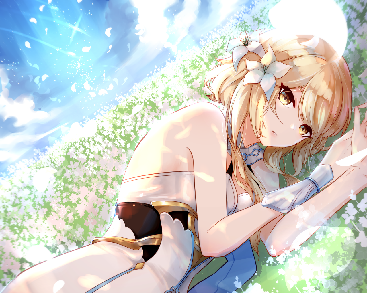 Красивая девушка аниме с цветами в волосах