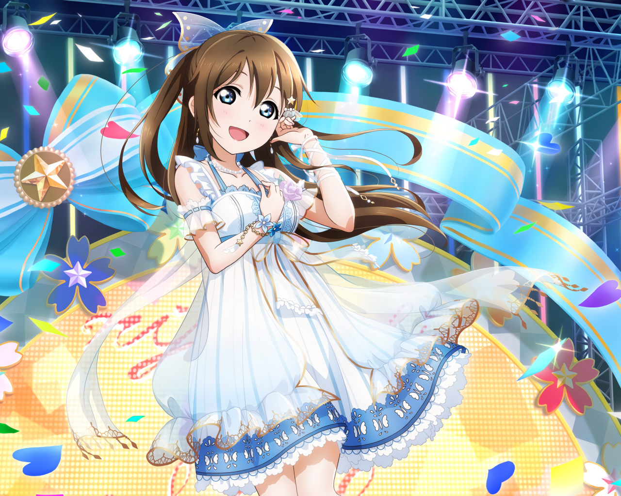 Девушка в красивом платье аниме Живая Любовь!