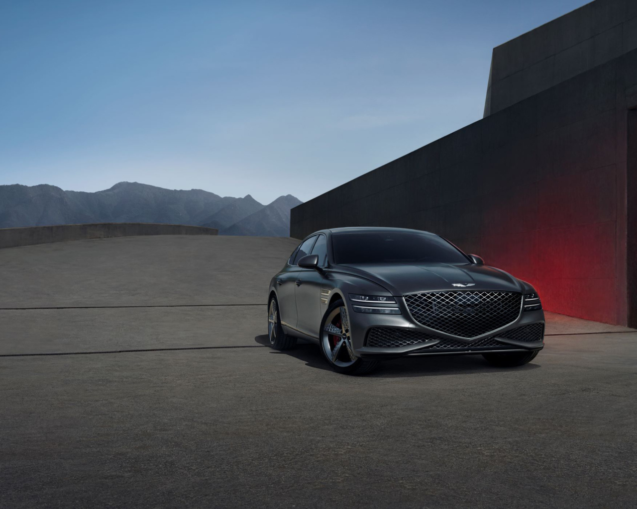 Автомобиль Genesis G80 Sport 2021 года