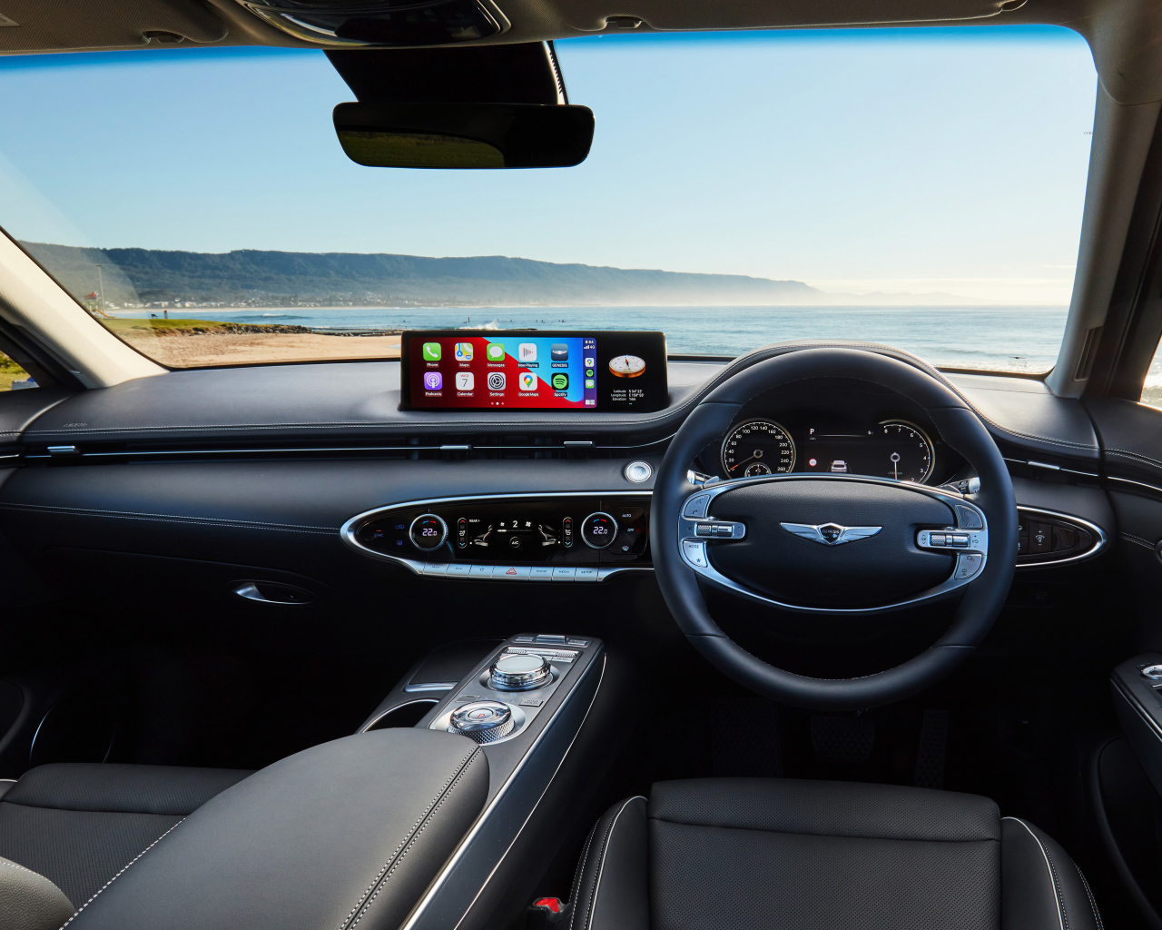 Черный салон автомобиля Genesis GV70 2.5T 2021 года