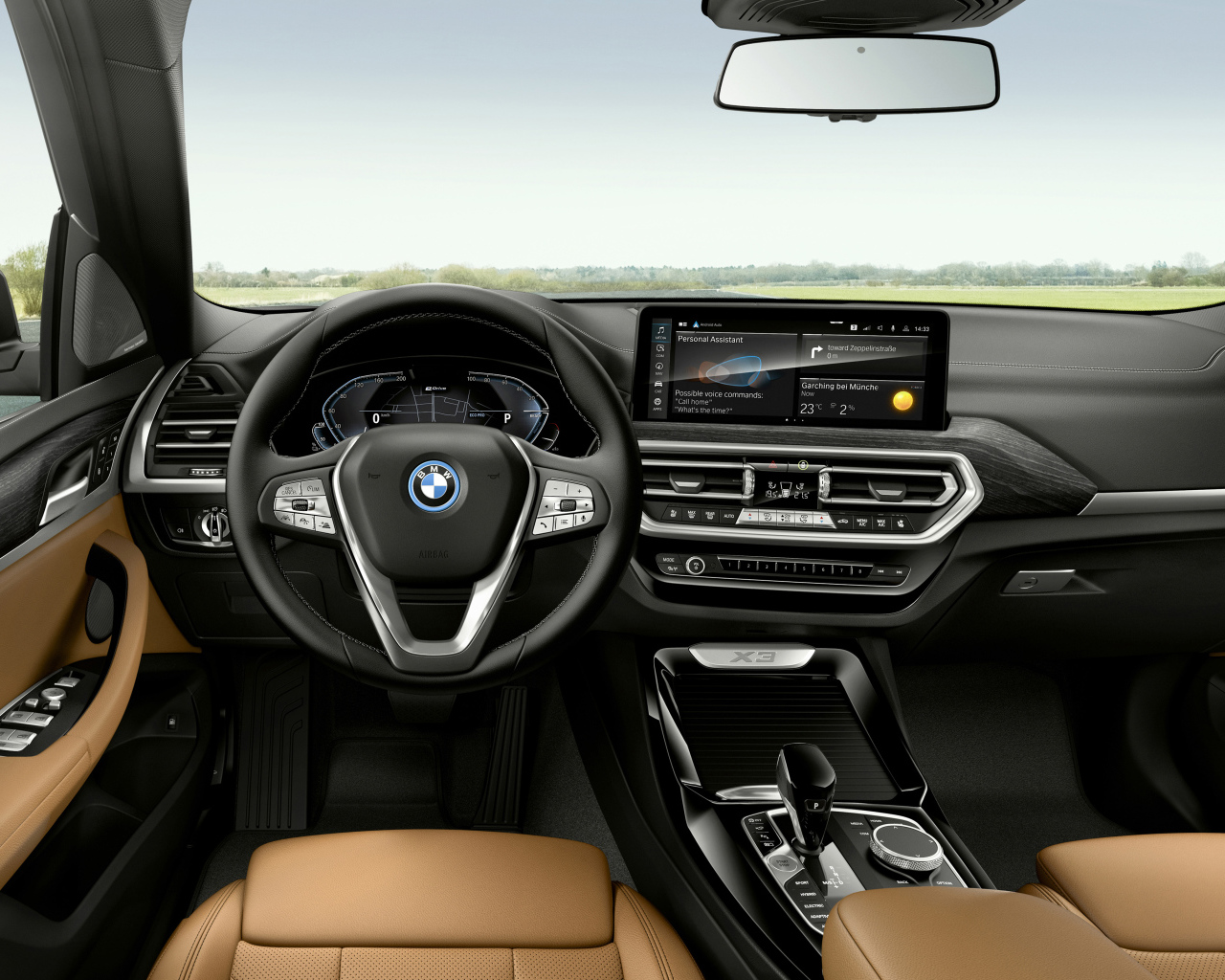 Кожаный салон автомобиля BMW X3 XDrive30e 2021 года