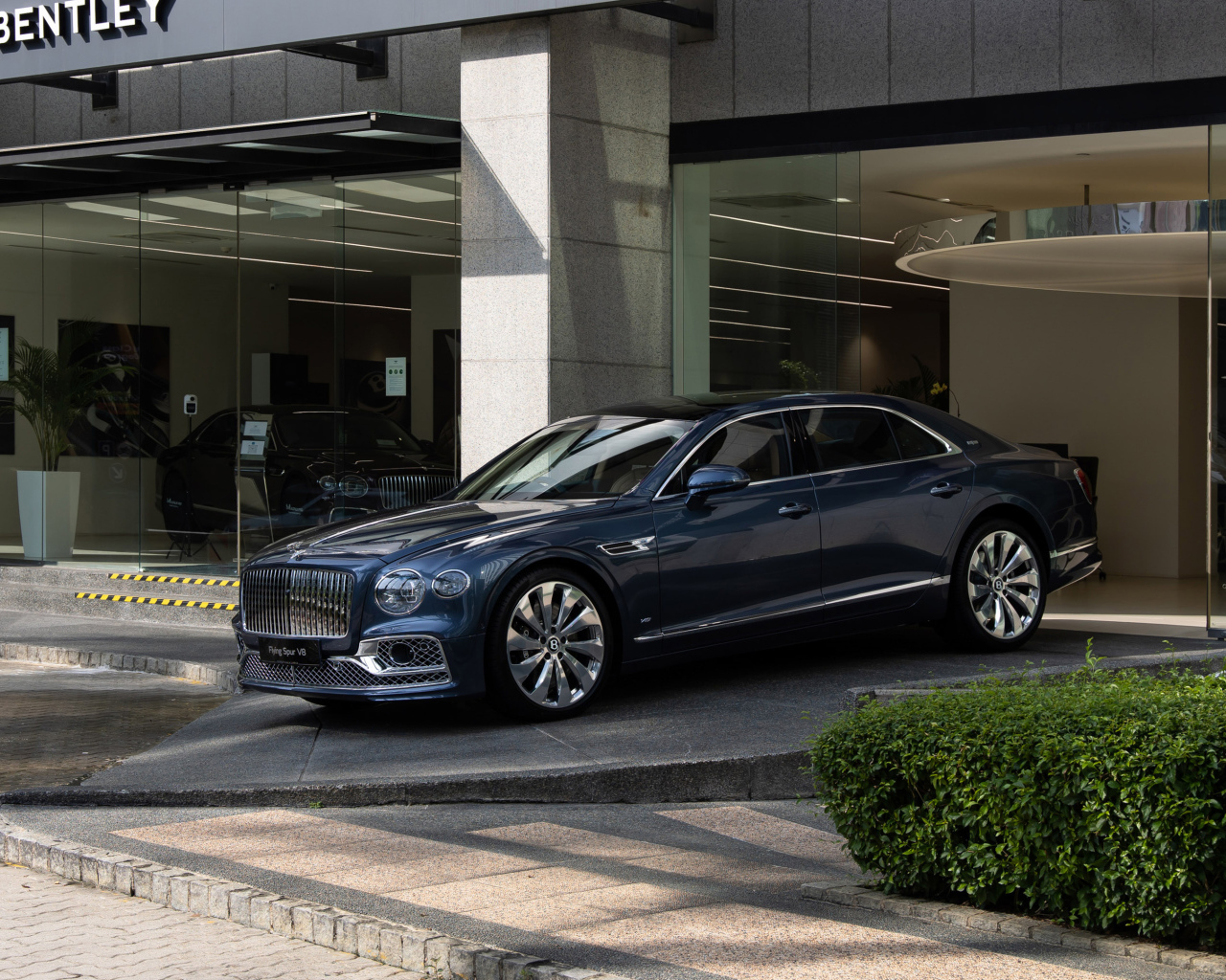 2021 Bentley Flying Spur V8 First Edition rolls out of the cabin