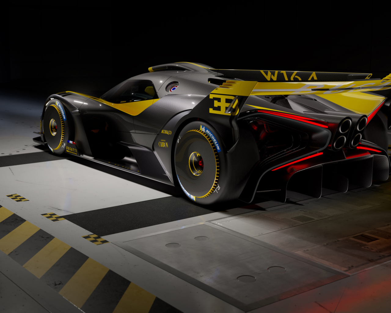 Автомобиль Bugatti Bolide 2022 года вид сзади