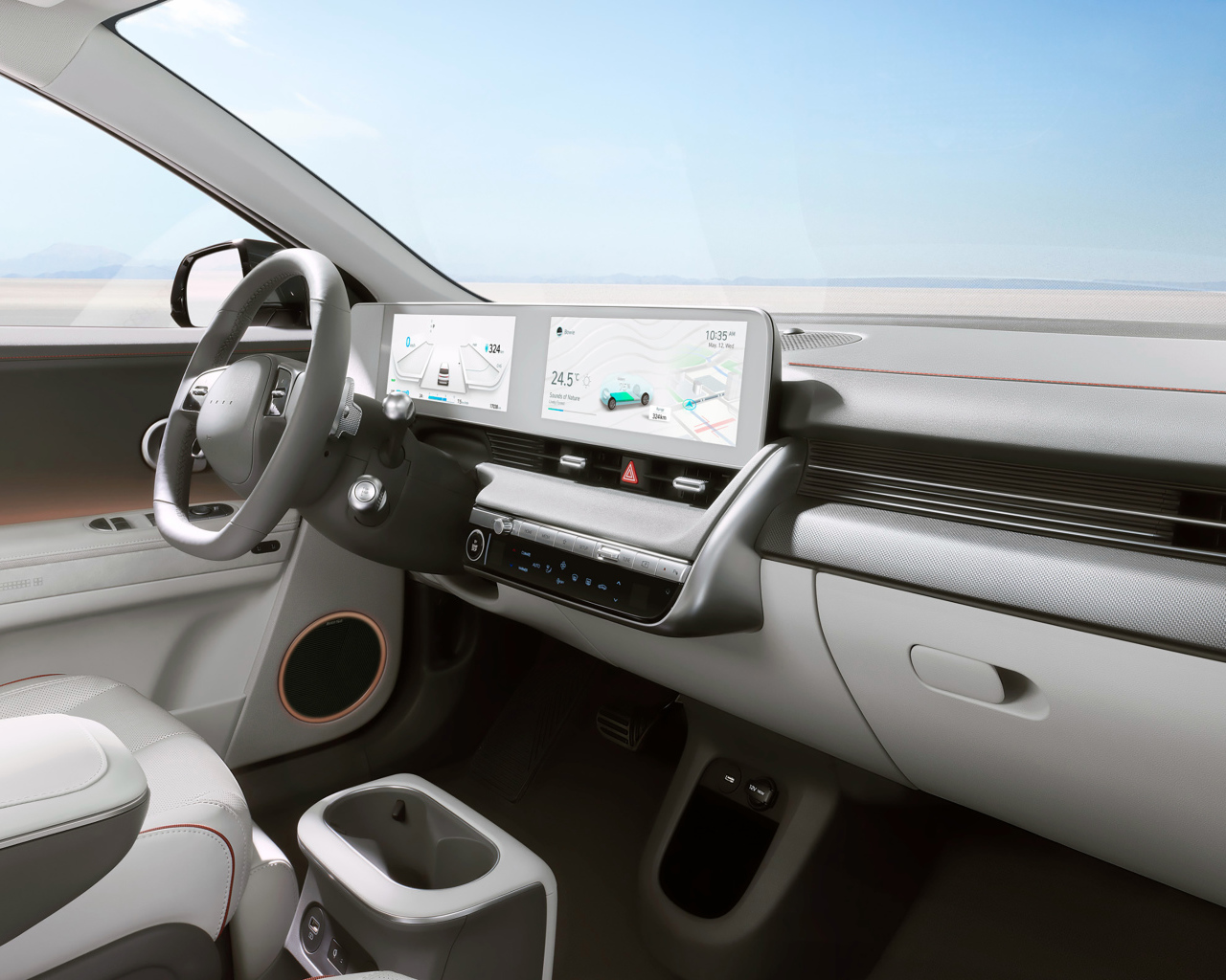 Салон автомобиля Hyundai IONIQ 5 2021 года