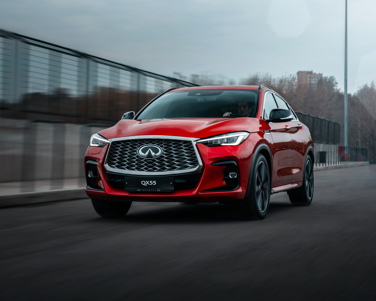 Красный внедорожник Infiniti QX55 AWD 2021 года
