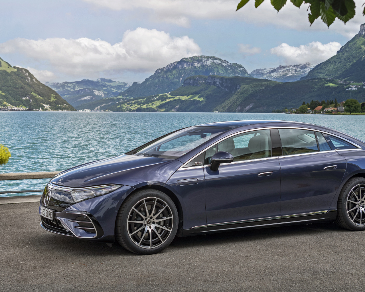 Автомобиль Mercedes-Benz EQS 450+ AMG Line 2021 года в Норвегии