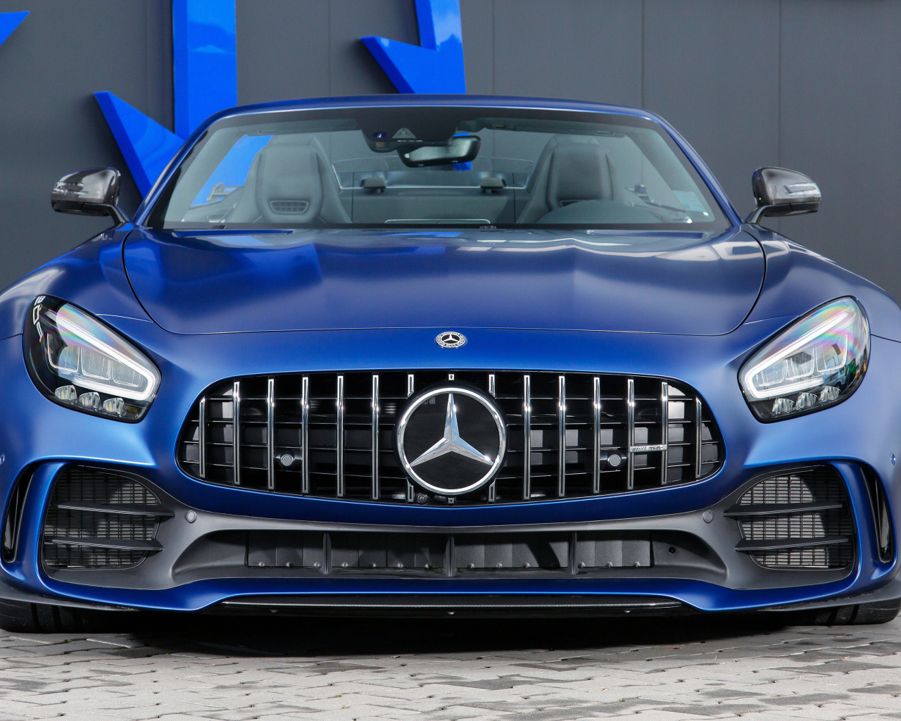 Синий Posaidon RS 830+ Roadster 2021 года вид спереди 