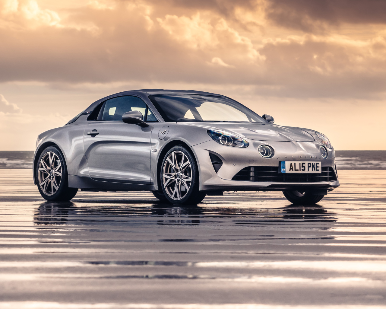 Автомобиль Alpine A110 Légende GT 2021 года